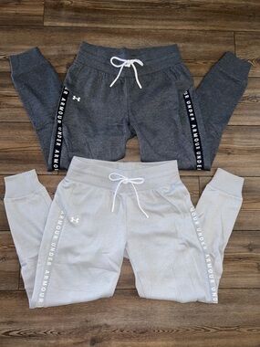 Under Armour Women’s Two-Pack Joggers in Dark Gray and Light Gray